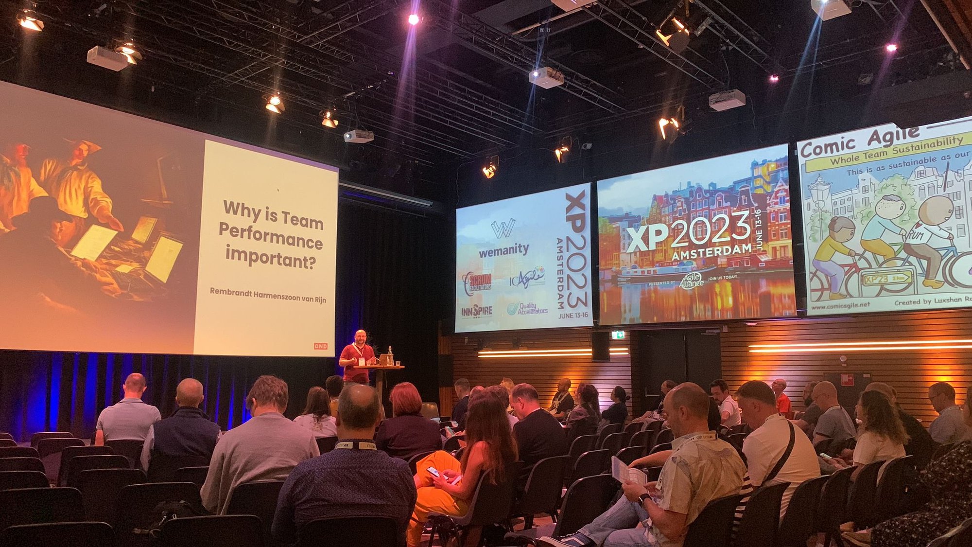 1-Pub - XP2023 - Presenting